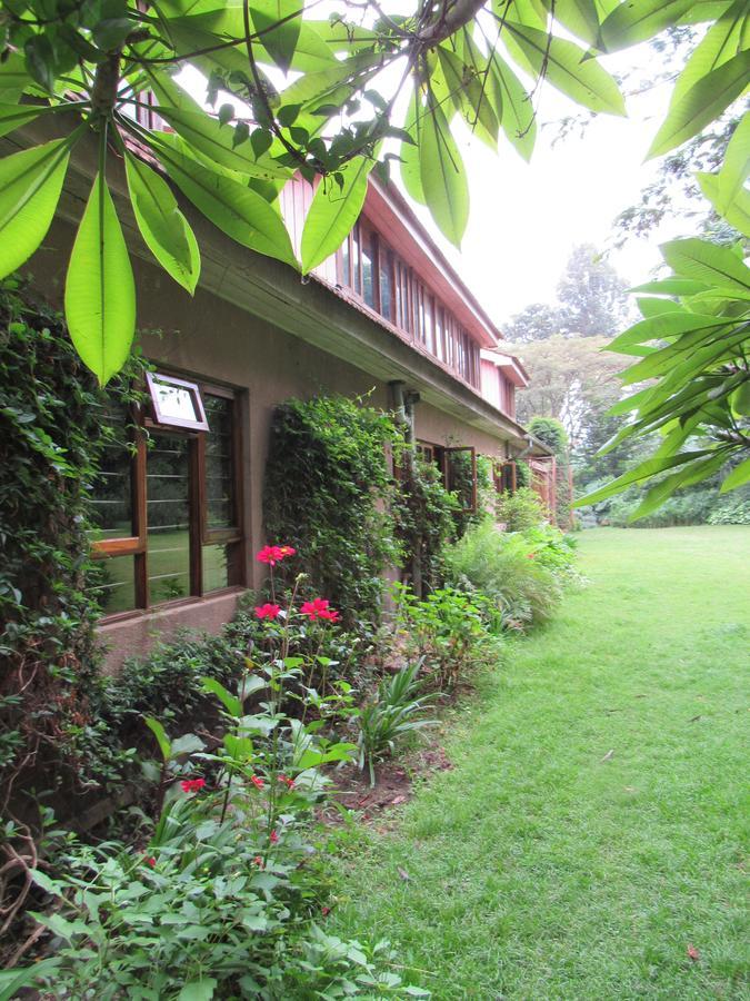 The Researchers Rest Arusha Bagian luar foto